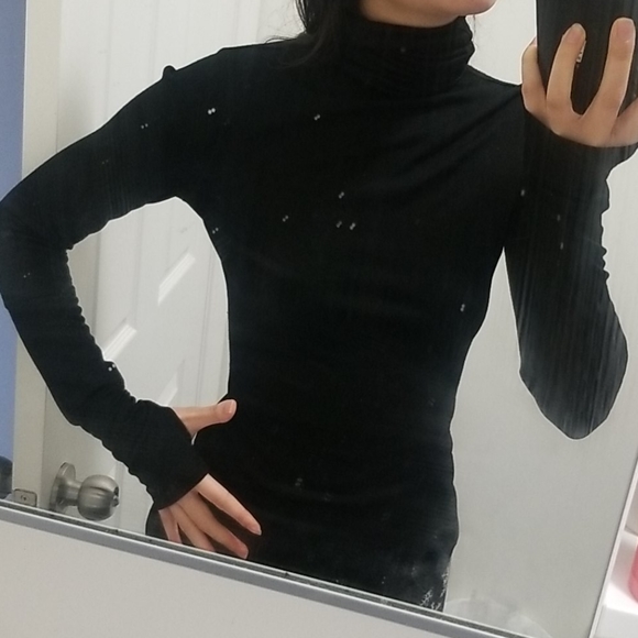 COPY DO NOT BUY - Lululemon black longsleeve shirt - Picture 6 of 9